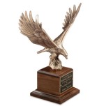 815 Majestic Eagle on American Walnut Base